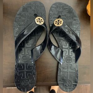 Navy blue rubber Tory Burch sandals